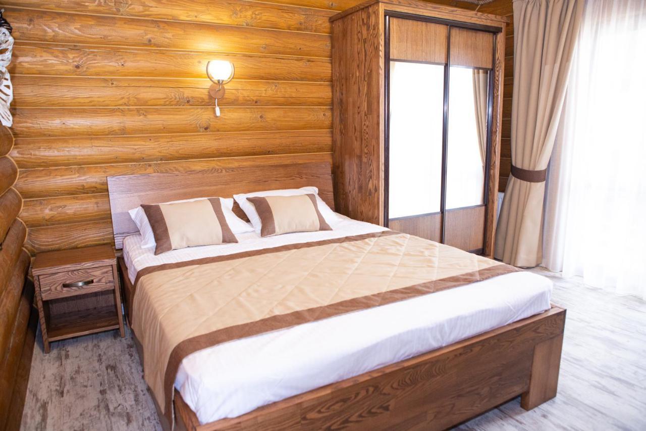Viking Hotel Bukovel Exterior photo